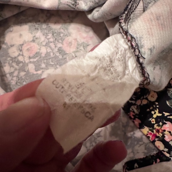 Poetry Black Floral Mini Skirt Size Medium - Picture 4 of 4